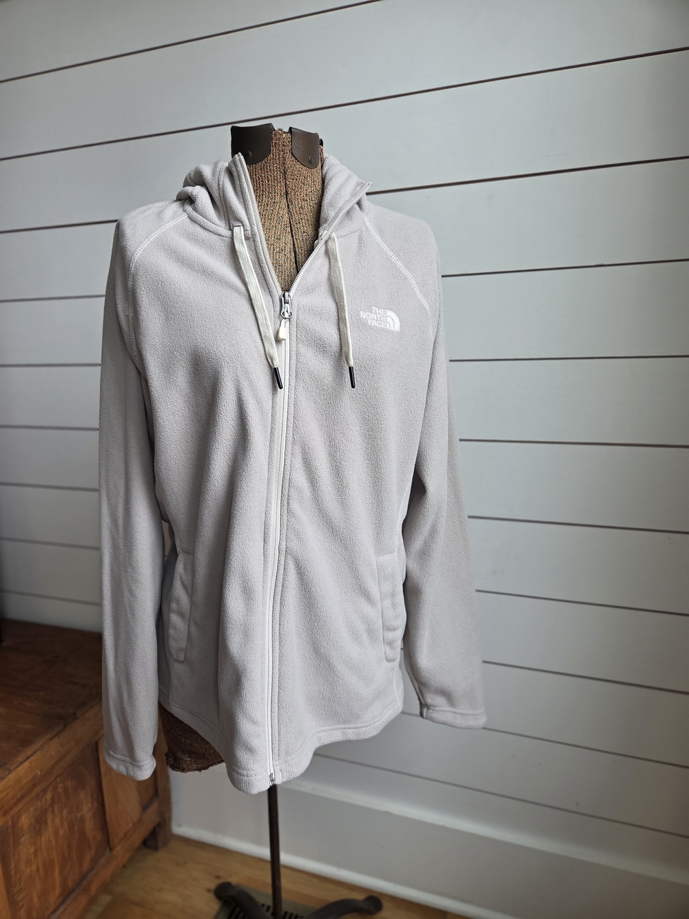 The North Face Women's Light Gray Fleece Zip Hoodie Jacket